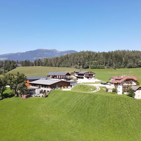 Moarberg Farm stay *