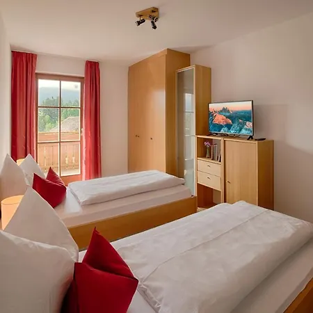 Farm stay Moarberg Brunico